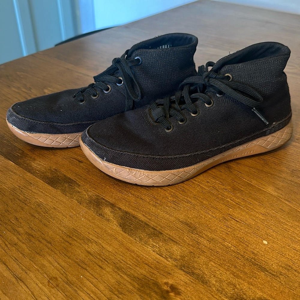 Nobull Canvas Mid